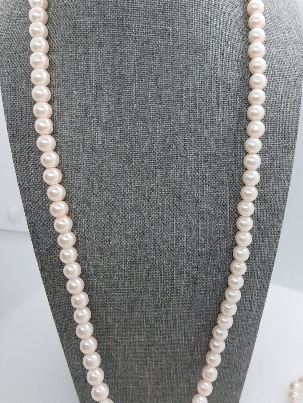 3 Bead Necklaces Faux Pearl White, Cream Color & Pinkish - Picture 8 of 13